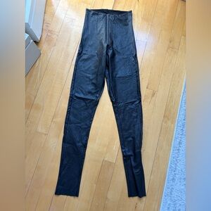 Commando women’s black faux leather leggings